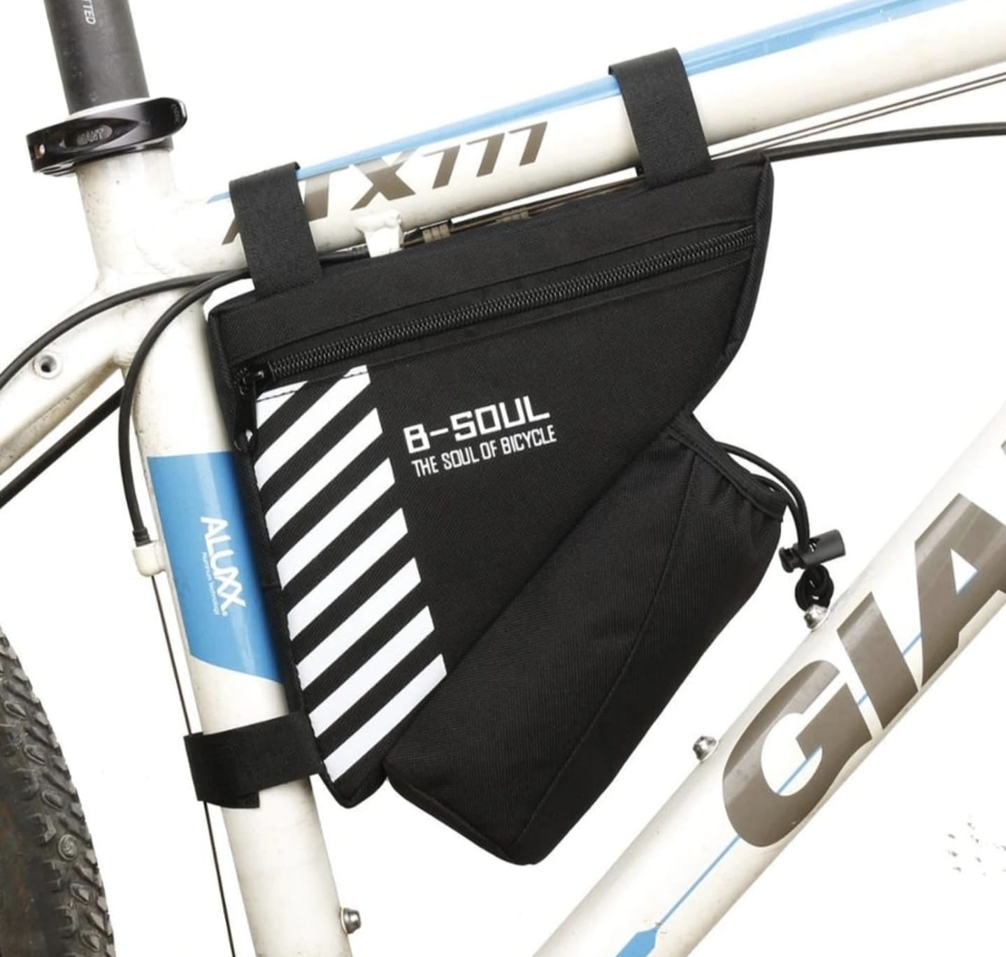 Middle bicycle bag